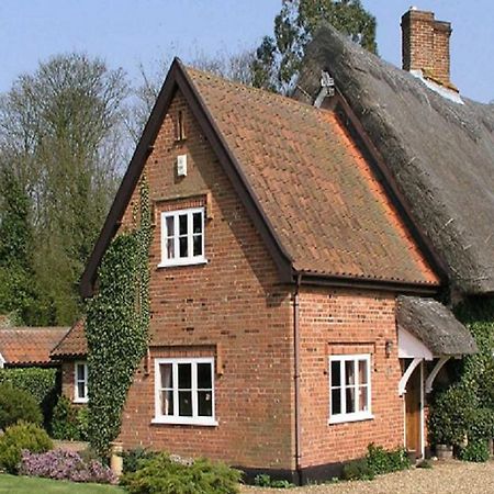 Thatched Farm Bed And Breakfast Woodbridge Esterno foto