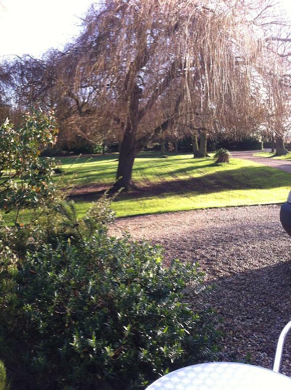 Thatched Farm Bed And Breakfast Woodbridge Esterno foto